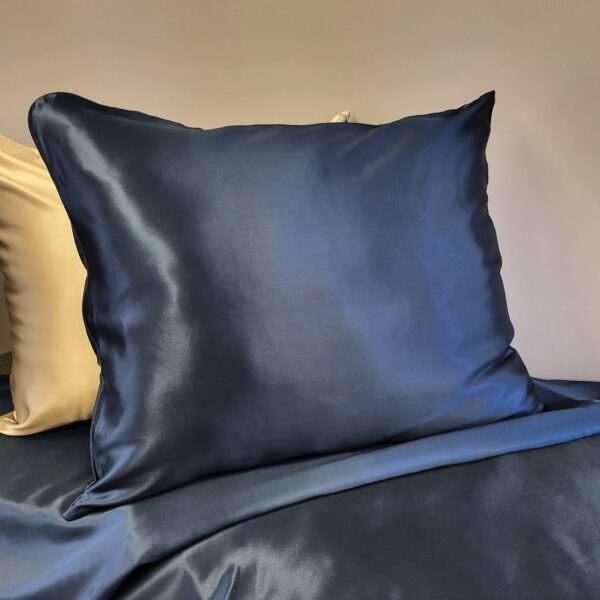 Mulberry siidist padjapüür "Night Blue"