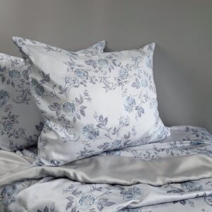 Tencel satiinist tekikott "Blue White Flower / Light Grey"