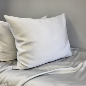 Tencel satiinist padjapüür "Light Grey"